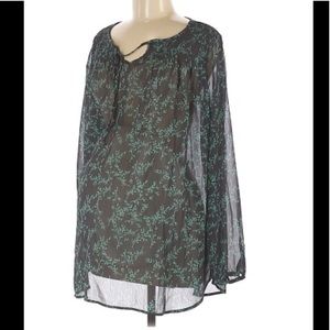 Liz Lange maternity‎ blouse